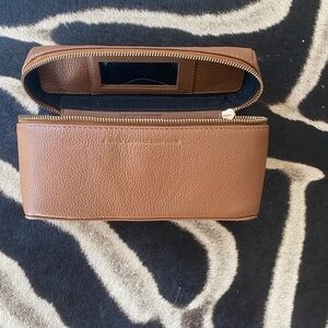 Clever Carriage Company  small leather travel bag